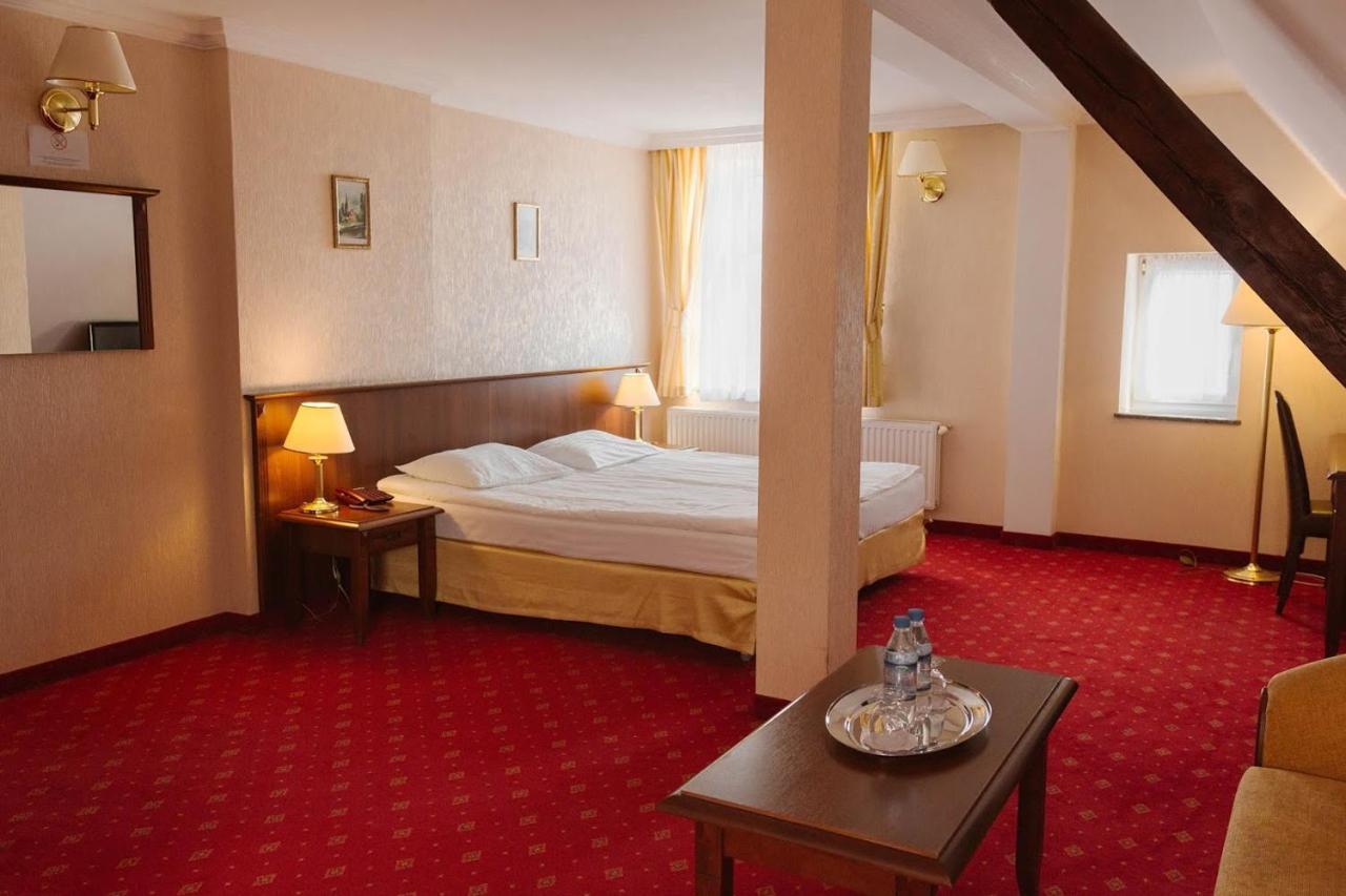 Hotel Jakub Sobieski Ohlau Exterior foto