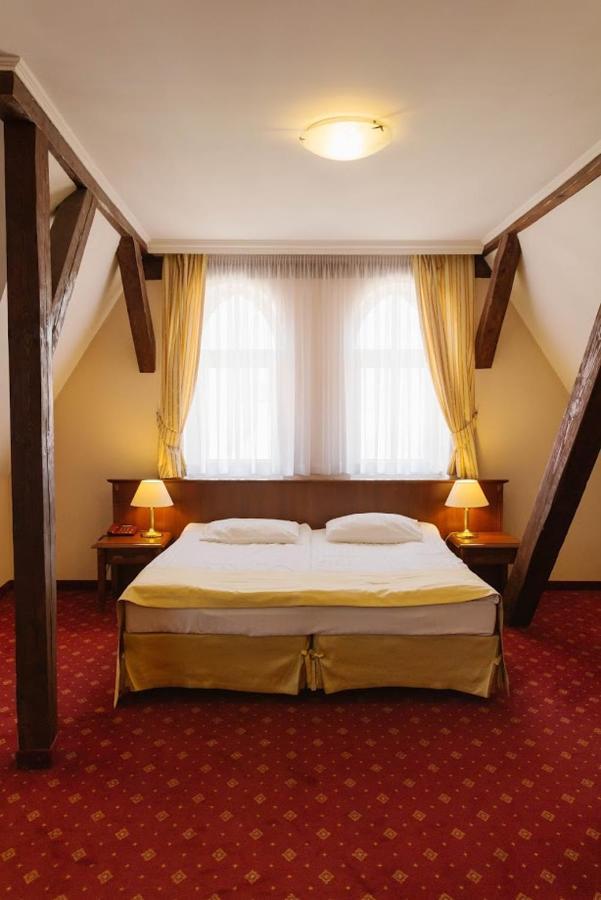 Hotel Jakub Sobieski Ohlau Exterior foto